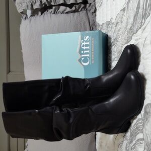 White Mountain Cliffs Black Knee High Slouch Boots (NWOT)